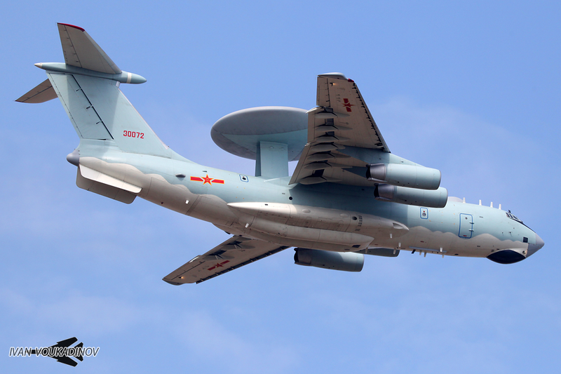 Illustration for article titled Amazing Photos Of China's Newest Stealth Jet Show Growing Air Might